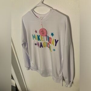 Simply Southern white long sleeve high low sweatshirt in size small. NWT